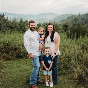 Meet your Posher, Holly